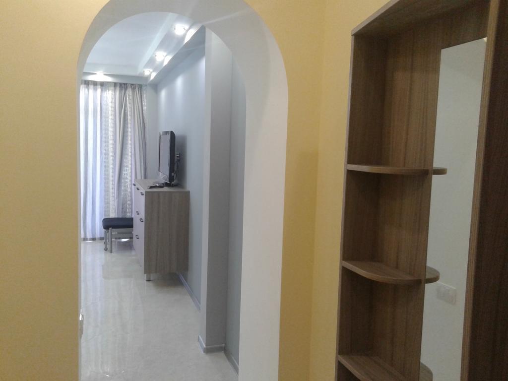 Apartment At Sunset Квариати Екстериор снимка