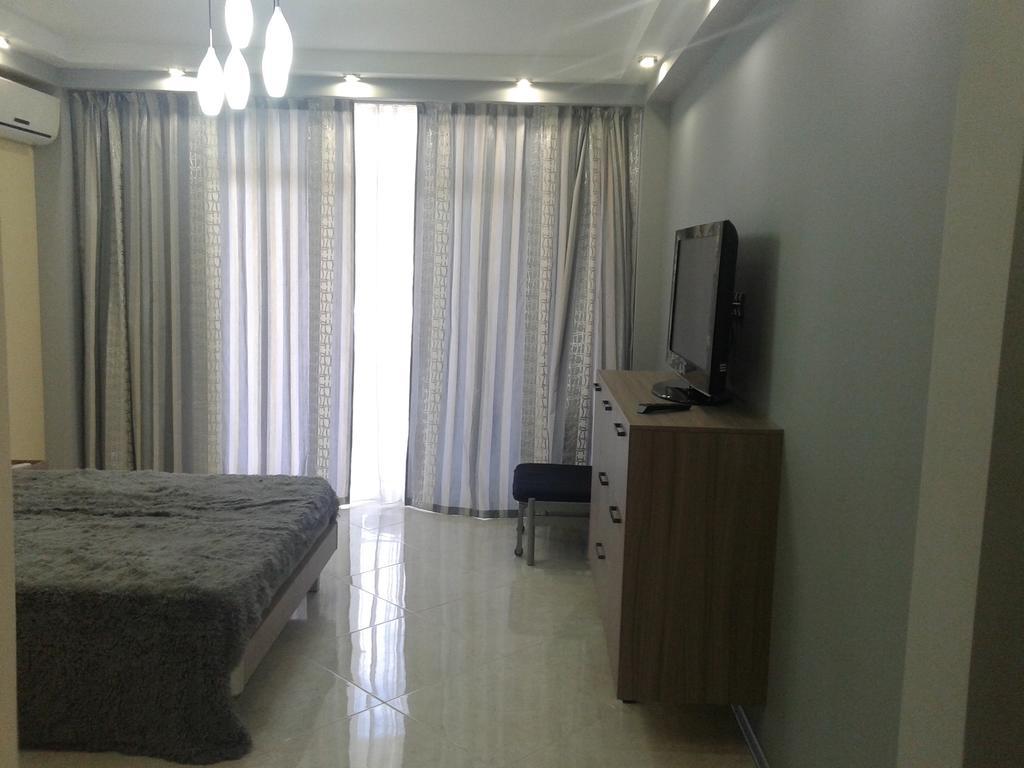 Apartment At Sunset Квариати Екстериор снимка