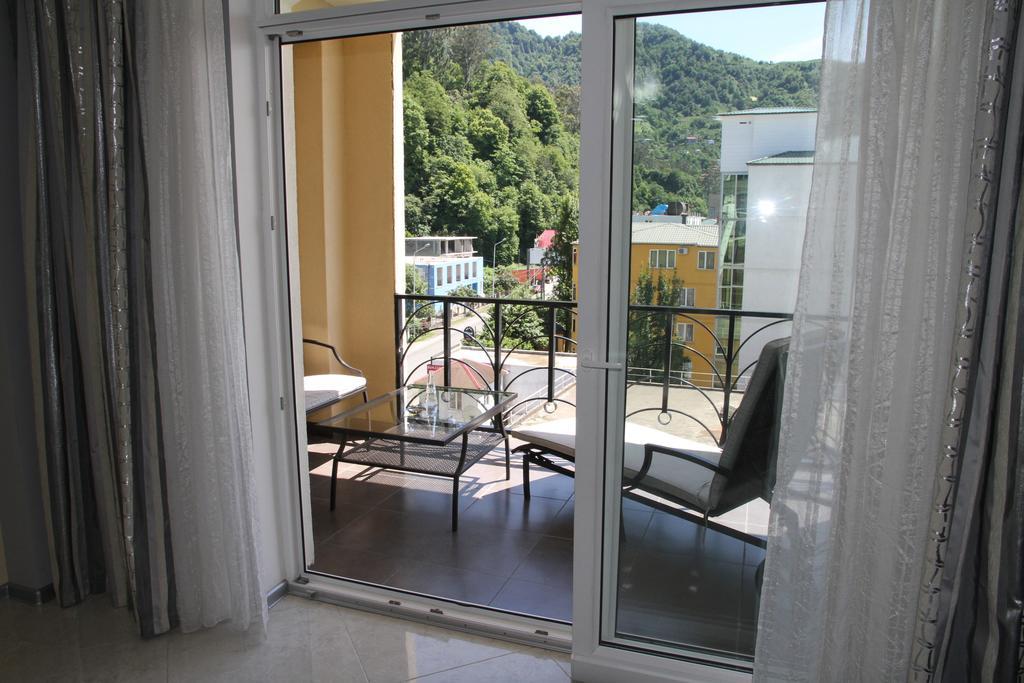 Apartment At Sunset Квариати Екстериор снимка