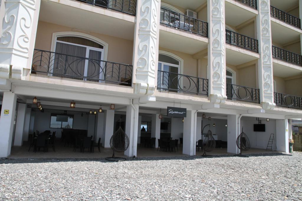 Apartment At Sunset Квариати Екстериор снимка